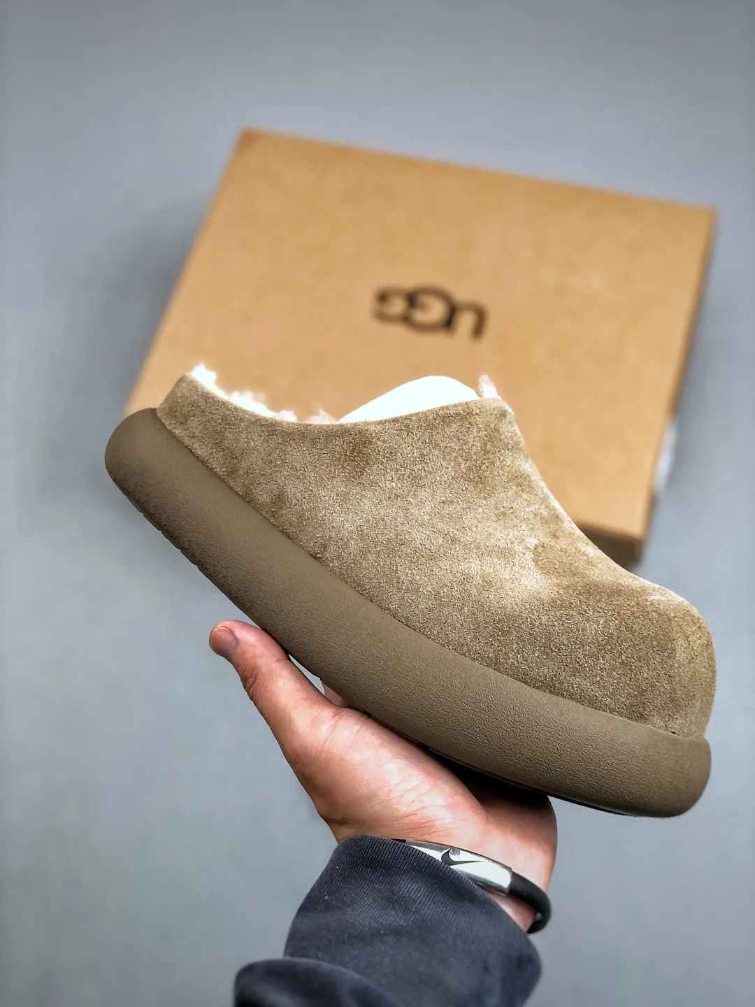 Local self-pickup 💰480 supports store release, the latest official revision and new style! The platform is exclusively for foreign trade UGG Tasman GTX winter neutral small potato snow shoes 1172790 Produced by the ten-year-old brand shoemaking OEM production line. Pay attention to every detail. Longfeng A-grade genuine sheep fur is integrated. Completely built in accordance with the ZP process. Size: 35-40